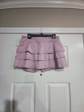 HEAD Women's Mauve Tiered Ruffle Athletic Skort